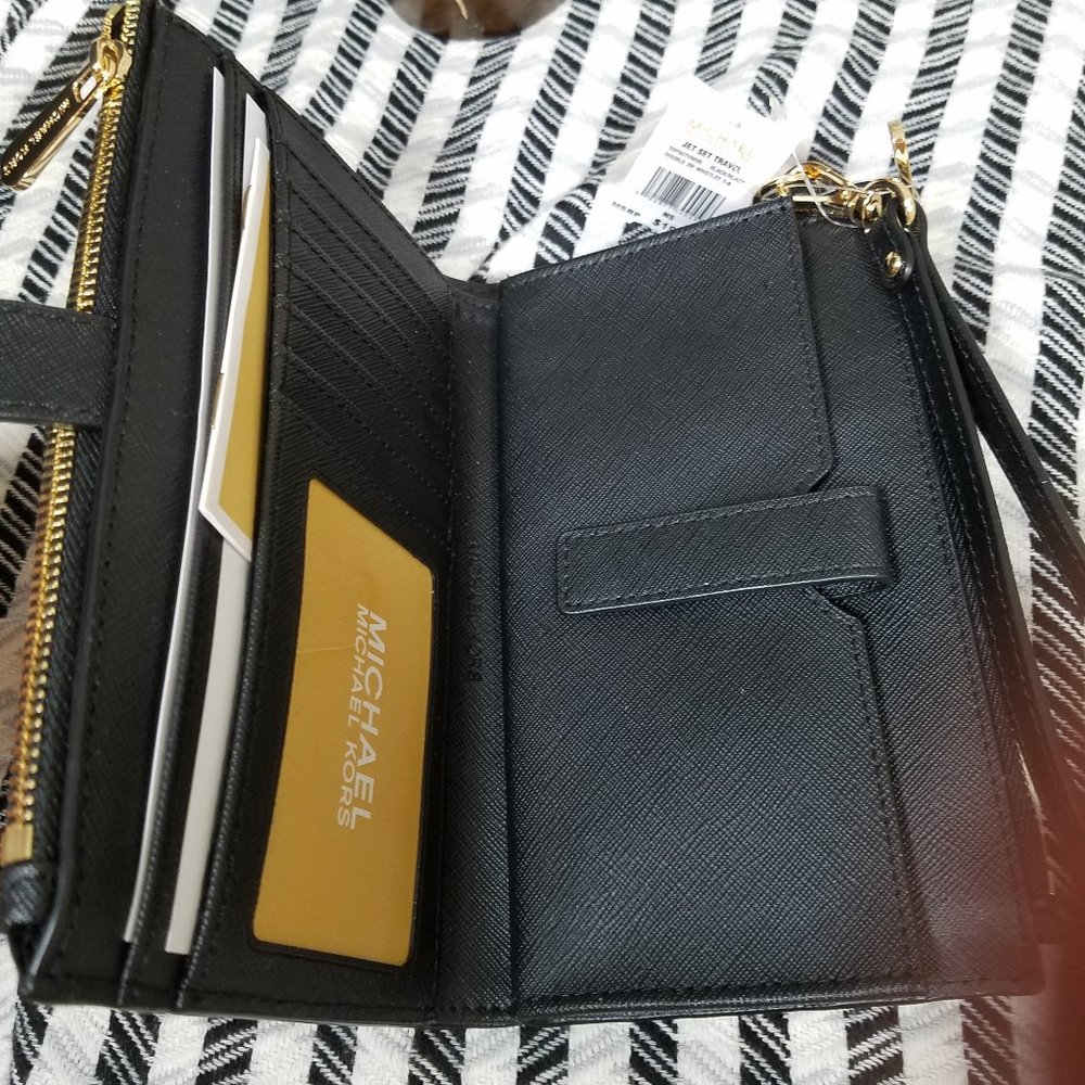Michael Kors Jet Set Travel Black Double Wristlet - Picture 4 of 8